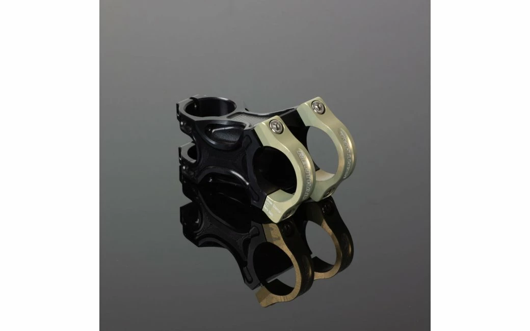 Potence Renthal Apex - Diamètre 31.8 6 Potence Renthal Apex - Diamètre 31.8 – Image 5